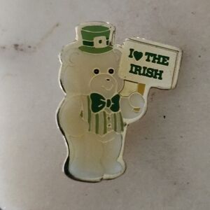 Vintage  Bear Pin I Love The Irish